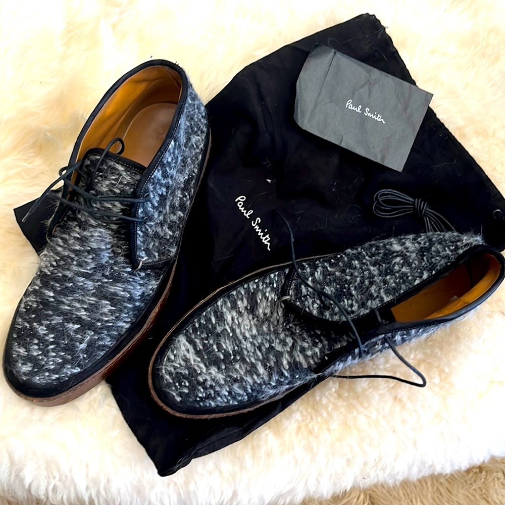 Size 9 Paul Smith low grey, black and white textured shoes. Men’s.